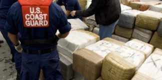Guardia Costera de EE.UU. desembarca 7 toneladas de cocaína en sur de Florida