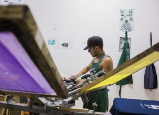 “Éramos como platos desechables para el narco”