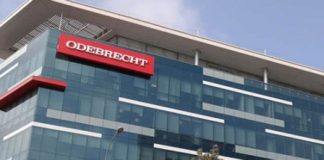 Juez impide salir de Perú a exministros investigados por el caso Odebrecht