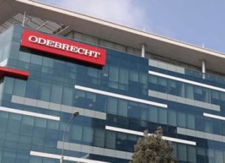 Juez impide salir de Perú a exministros investigados por el caso Odebrecht