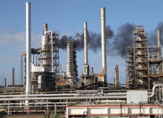 Reporte interno de Pdvsa revela que las refinerías en Venezuela y el Caribe trabajarán al 43 por ciento en marzo