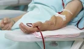 Pacientes de Unidad de Diálisis Andina claman por luz y agua “porque no se quieren morir”