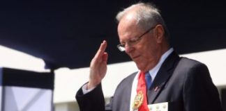 Presidente de Perú renunció en medio de crisis política por audios que lo vinculan al caso de Odebrecht