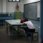 Escuelas venezolanas reportan ausentismo de 50% por falta de comida