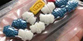 Detienen a un vendedor de drogas porque su foto de Whatsapp era tan buena que se veían sus huellas dactilares