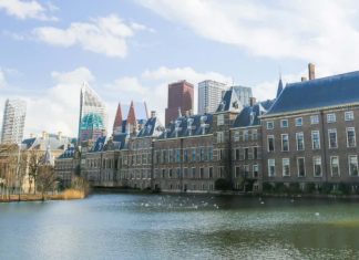 Holanda revisa política de tolerancia: La Haya prohíbe fumar cannabis en el centro de la ciudad