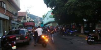 12 heridos en San Cristóbal durante protesta y cinco en San Antonio por explosión de granada