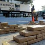 Armada colombiana halla más de una tonelada de cocaína en suroeste del país