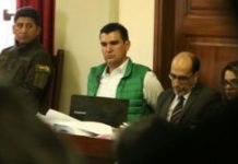 Juez ordenó cárcel para alcalde boliviano por caso de corrupción con mochilas
