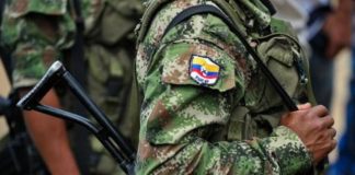Armada colombiana decomisa casi una tonelada de cocaína de disidentes de FARC