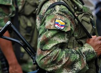 Armada colombiana decomisa casi una tonelada de cocaína de disidentes de FARC