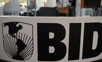 BID suspende préstamos a Venezuela por pagos retrasados