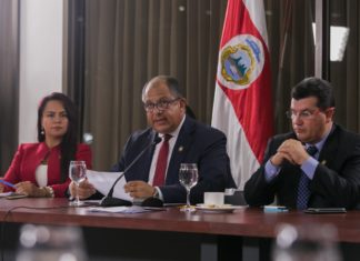 Fiscalía de Costa Rica allana bancos estatales por caso de «El Cementazo»