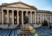 EE.UU. mete en «lista negra» de narcos a expolicía venezolano y dos cómplices