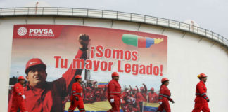 Reuters: Venezuela compra petróleo extranjero para subsidiar a Cuba