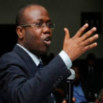 Dirigente de Ghana acusado de corrupción deja sus puestos en la FIFA y la CAF