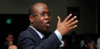 Dirigente de Ghana acusado de corrupción deja sus puestos en la FIFA y la CAF