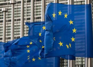 UE oficializa sanciones contra 15 funcionarios del régimen de Maduro por violaciones de derechos humanos