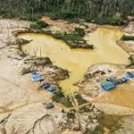 Desmantelan organización criminal dedicada a extracción ilegal de oro en Perú