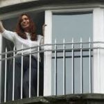 Ocho cuadernos manuscritos por un chófer destapan una presunta red kirchnerista de sobornos