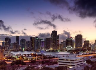 Ex ministro Luis Motta Domínguez usaría Florida para lavar dinero de la corrupción