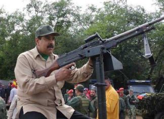 Maduro aprobó 7 millones de euros para fabricación de una metralleta
