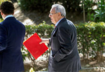 Prohibida salida de España a Raúl Morodo blanqueo-de-capitales