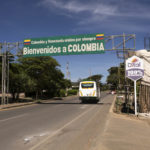 Escasez de gasolina de Venezuela afecta mercados negros en Colombia gasolina