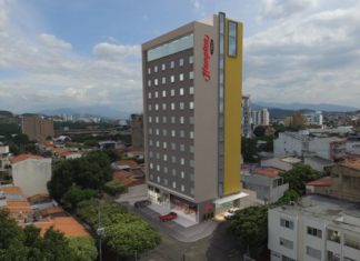 Guaidó solicita a Colombia investigar denuncia sobre ayuda humanitaria