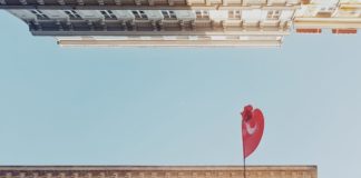 Sociedad offshore en Turquía, Iveex Insaat, compra petróleo a PDVSA desde abril Iveex