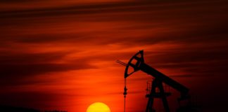 Nuevos comerciantes incumplen sanciones de EEUU con la compra de petróleo al régimen petróleo