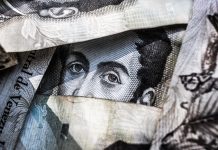 Régimen paga a empleados de la ONU sin cuentas bancarias