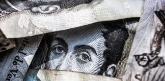 Régimen paga a empleados de la ONU sin cuentas bancarias