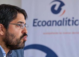 Asdrúbal Oliveros: La destrucción de la economía puede llevarse más vidas que la misma pandemia