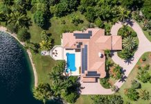 La subasta de la mansión de Alejandro Andrade en Florida