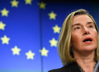 La UE sanciona a siete funcionarios del régimen de Maduro