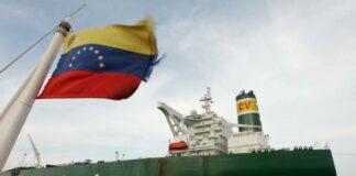 Trump anuncia un bloqueo petrolero contra Venezuela y profundiza la escalada militar en la región