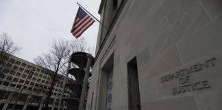 Exgobernador mexicano será enjuiciado en EEUU por lavado de dinero