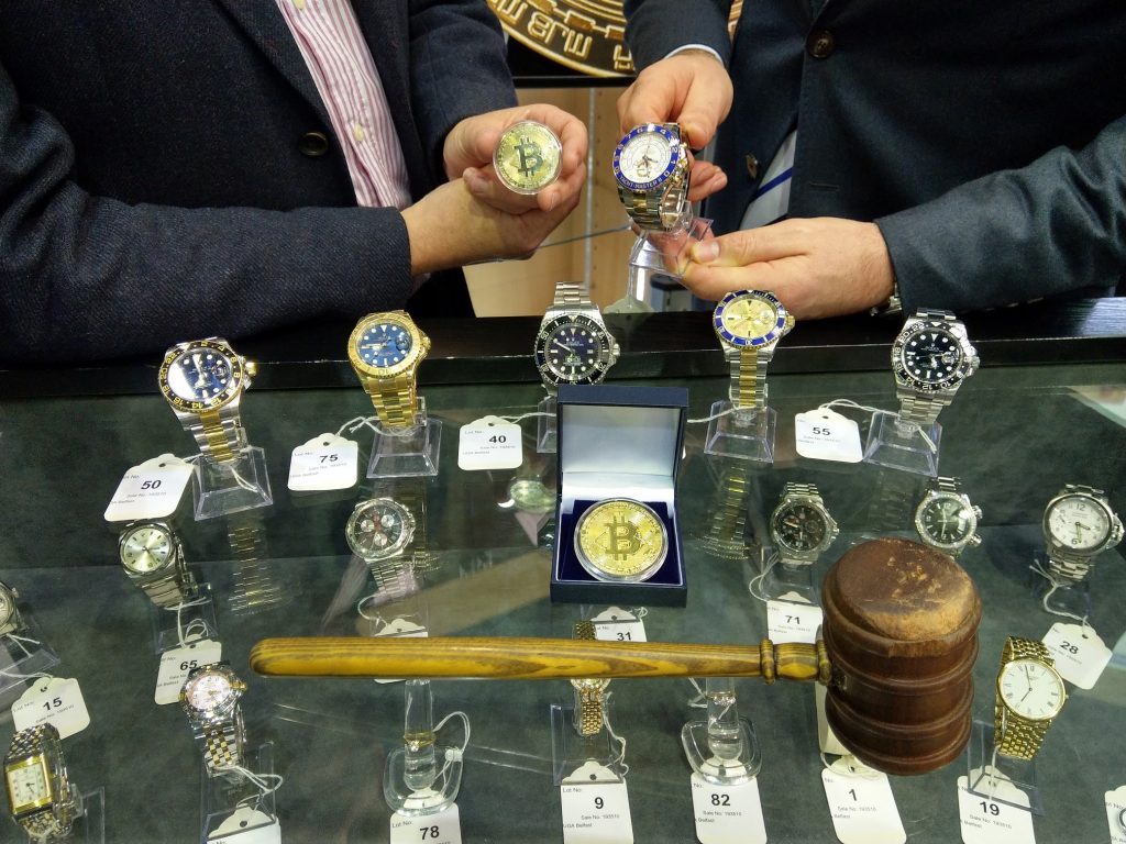 Inglaterra | Subastan más de $600 mil en Bitcoins confiscados – Cuentas  Claras Digital