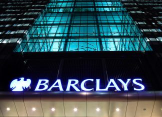 Barclays condenado a pagar millonaria multa por violar ley anticorrupción de EEUU