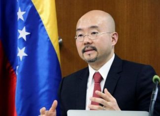 Congelan las cuentas del embajador de Venezuela en Japón
