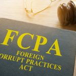 EEUU modifica la política de cumplimiento de la Ley FCPA
