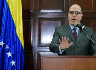 Oposición solicitará a EEUU ampliar las sanciones contra testaferros del régimen