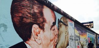DW: Así fue el día en que cayó el Muro de Berlín