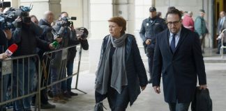 Condenan a 19 exdirigentes socialistas en España por escándalo de corrupción