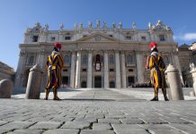 Vaticano asigna nuevo presidente de la autoridad financiera (AIF)