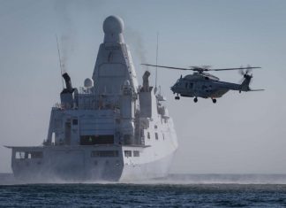 Armada holandesa captura bote con 1.400 Kg de cocaína en el Caribe