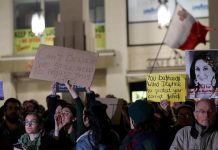 Primer ministro de Malta renuncia ante presiones por el caso de Daphne Caruana