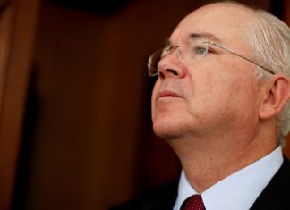 Chavismo dice que Justicia de Italia aceptó extradición de Rafael Ramírez