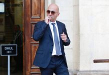 Sospechoso de asesinato de periodista Daphne Caruana acusa al jefe de gabinete del ex primer ministro de Malta